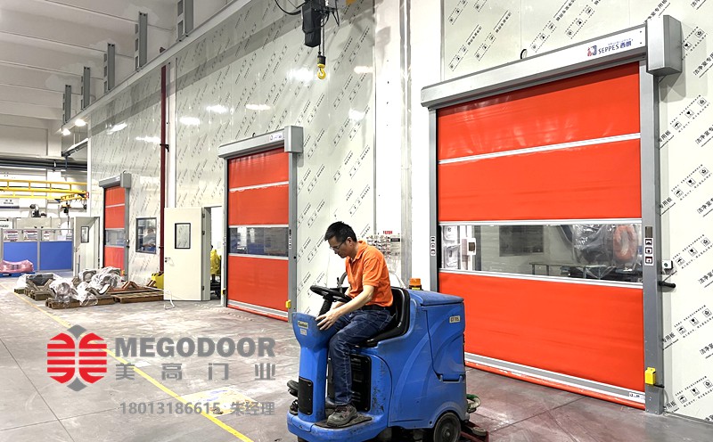 镇江电子机械厂快速卷帘门：高效隔离与快速通行的理想选择插图