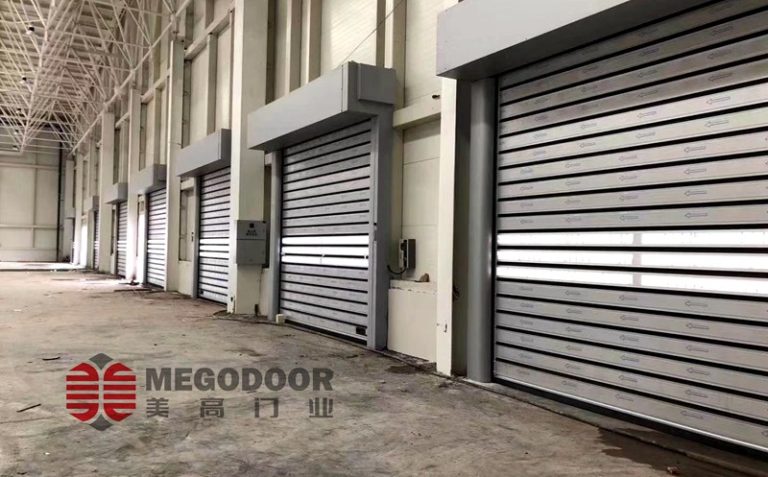 镇江能源守护者：高保温性能工厂大门选型与应用指南缩略图