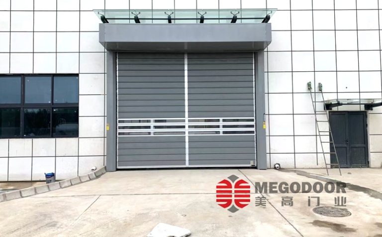 智能工业门户：镇江涡轮轨道硬质快速门系统缩略图