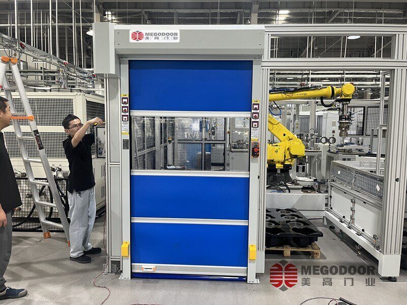 镇江激光焊接设备专用安全防护卷帘门：工业安全的可靠屏障插图1