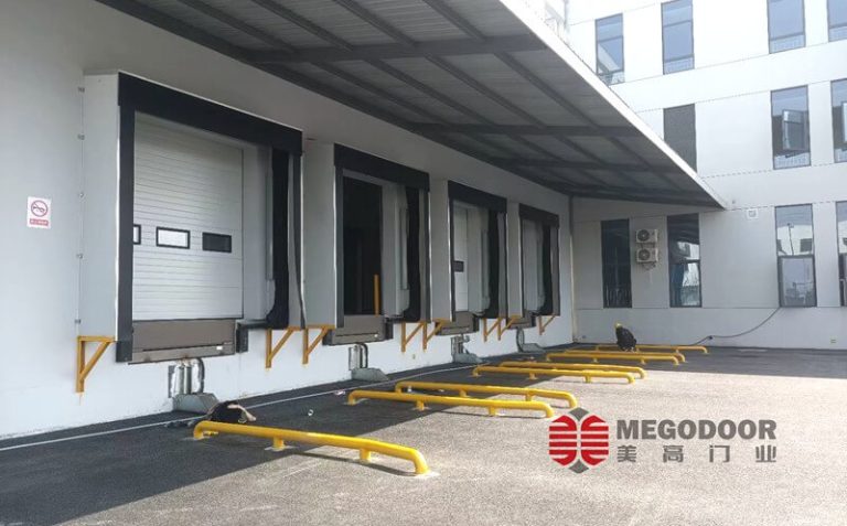 上海冷链物流为什么都在使用保温充气门封?缩略图 上海冷链物流为什么都在使用保温充气门封?缩略图