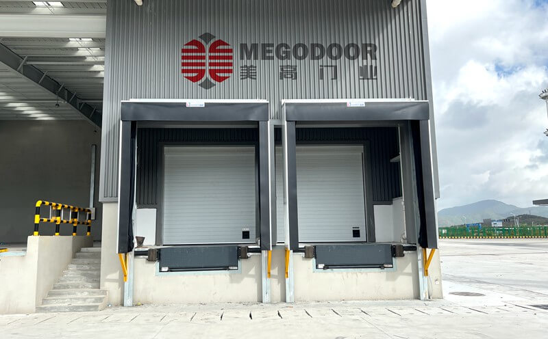 镇江仓储冷库出货口为什么要使用充气门封？插图1