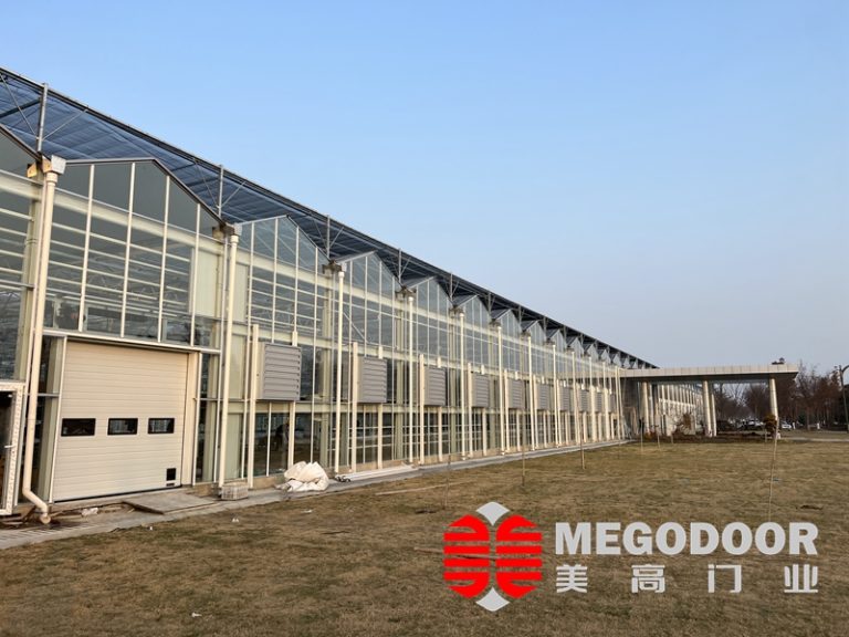 温室大棚用快速门、保温提升门怎么选?美高门业助力镇江温室环境稳定运行缩略图 温室大棚用快速门、保温提升门怎么选?美高门业助力镇江温室环境稳定运行缩略图