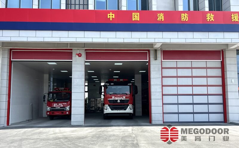 消防提升门有哪些优势？一文看懂镇江消防车库门选型缩略图